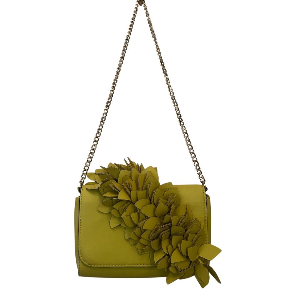 NEW (NWOT) Nine West vegan leather yellow petal shoulder bag, goldtone hardware